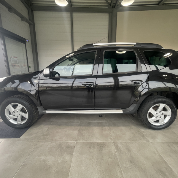 Dacia Duster 1.6 16V 105ch Ambiance 4x2 BVM5 - Attelage - 2011