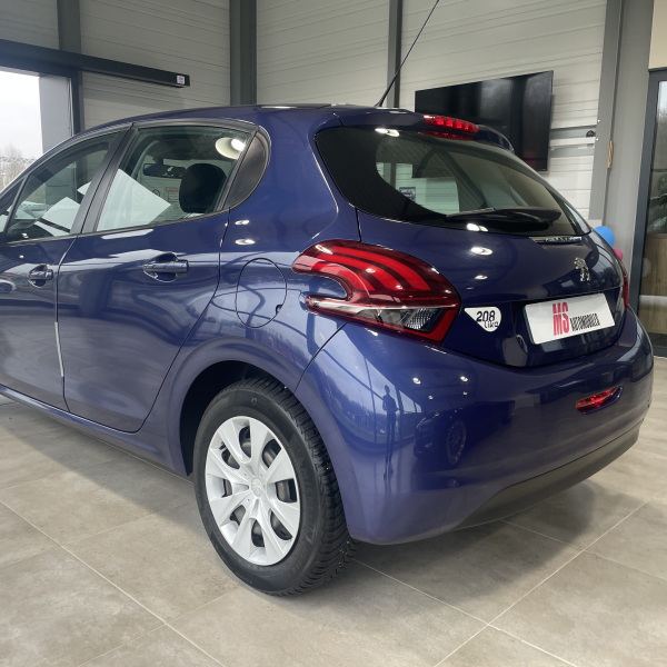 Peugeot 208 1.6 BlueHDI 75 ch Like 5 portes