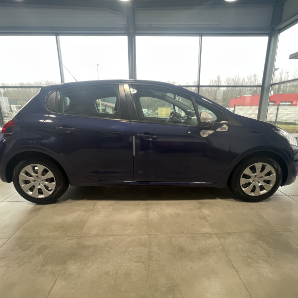 Peugeot 208 1.6 BlueHDI 75 ch Like 5 portes